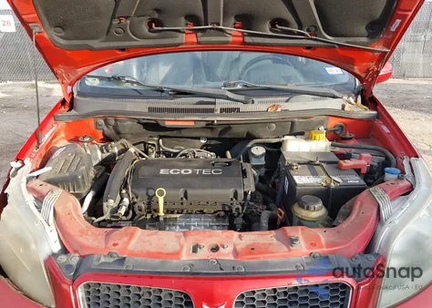 2009 Pontiac G3 z USA, uszkodzony, nr VIN KL2TD66E09B654637